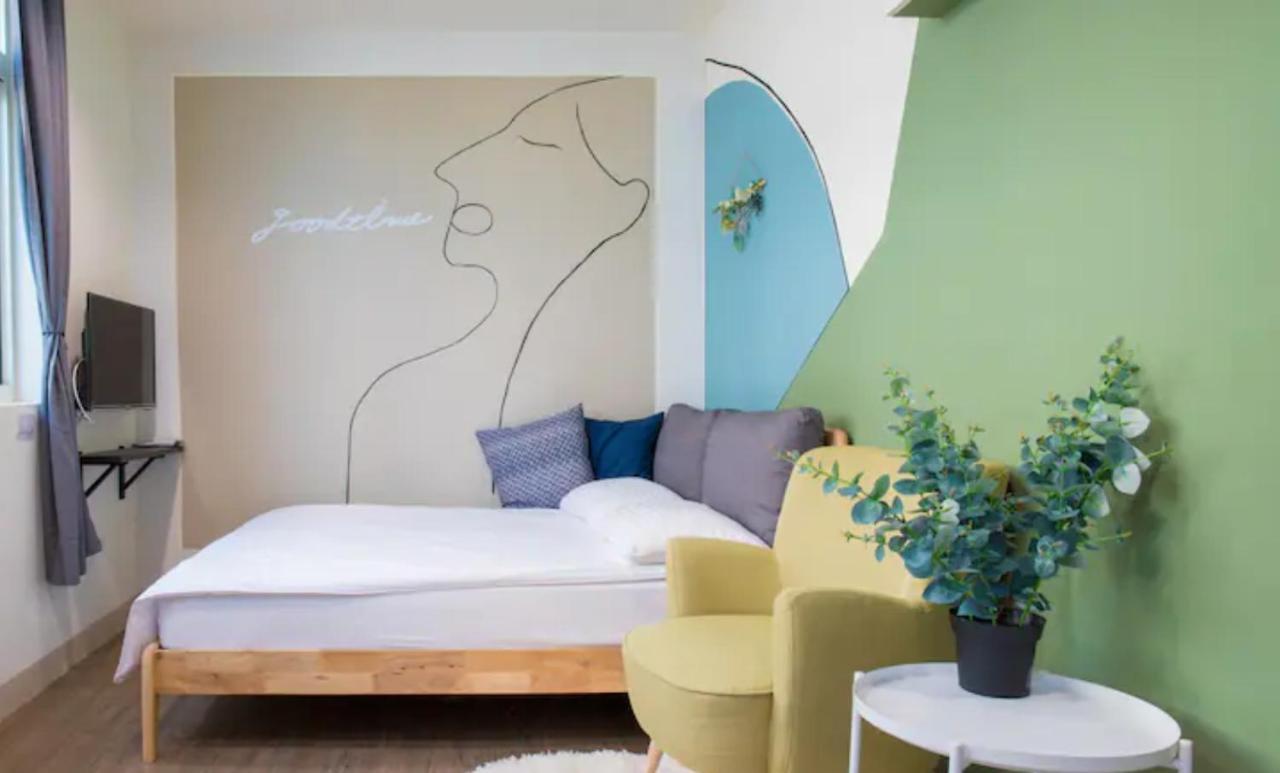 Discover Kh Apartment Каосюн Екстериор снимка