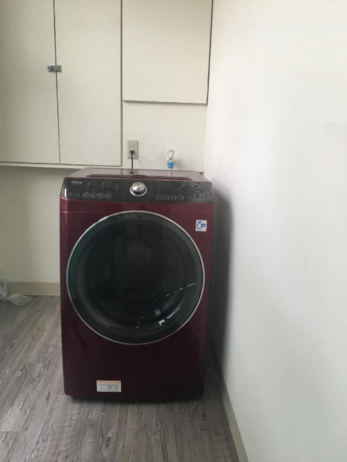 Discover Kh Apartment Каосюн Екстериор снимка